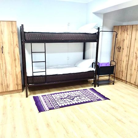 Like Home Hostel Na Timiryazeva Almati Kültér fotó