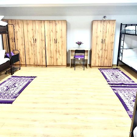 Like Home Hostel Na Timiryazeva Almati Kültér fotó