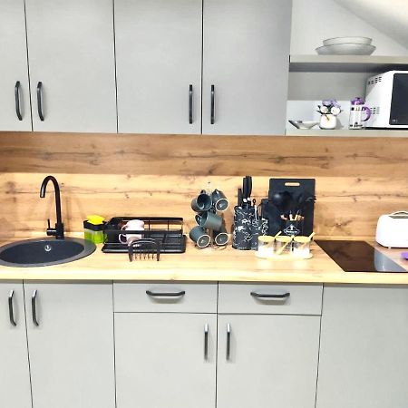 Like Home Hostel Na Timiryazeva Almati Kültér fotó